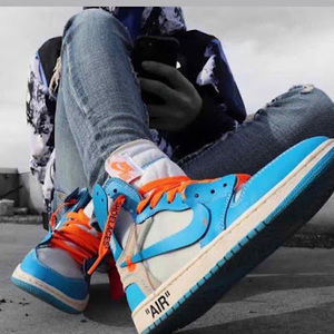 Meet your Posher, Prom